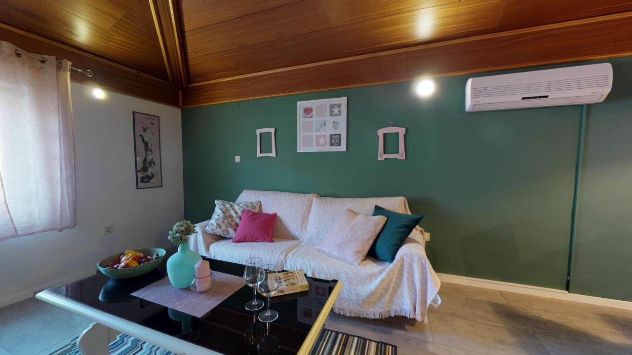 Lara Deluxe Superior 5 Star Apartment, Your Piece Of Heaven By The Sea & Park Novigrad Istria 외부 사진